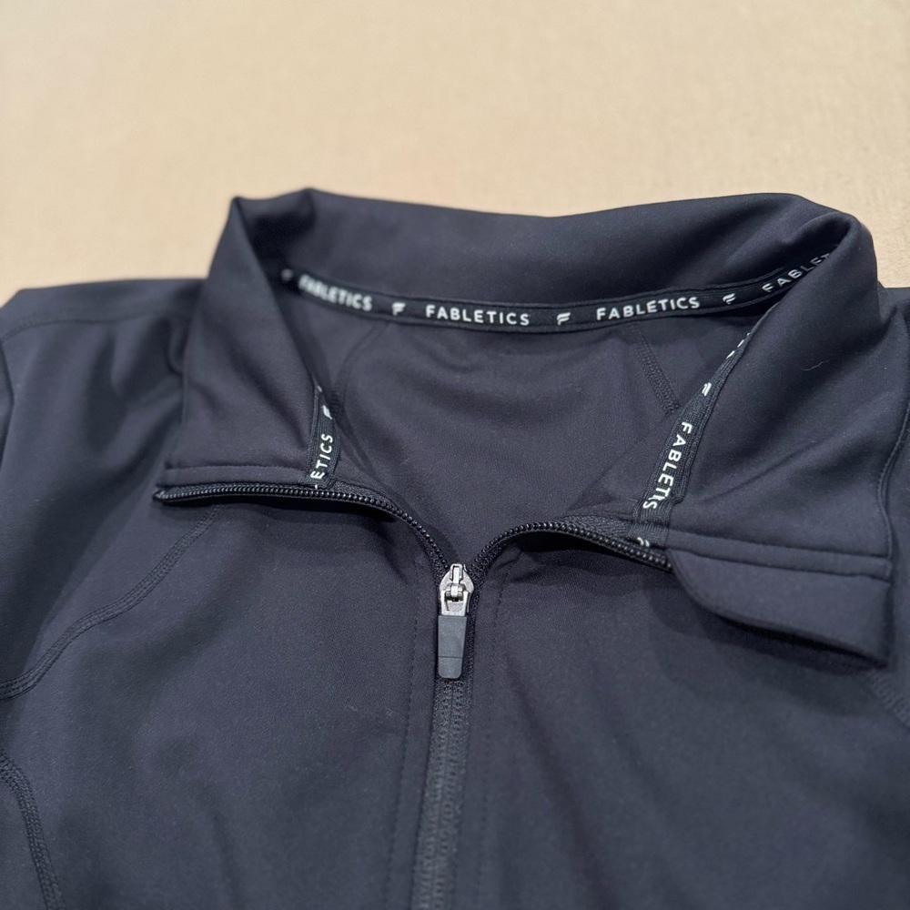 Fabletics Black Cropped Athletic Jacket Size:Xl - image 5